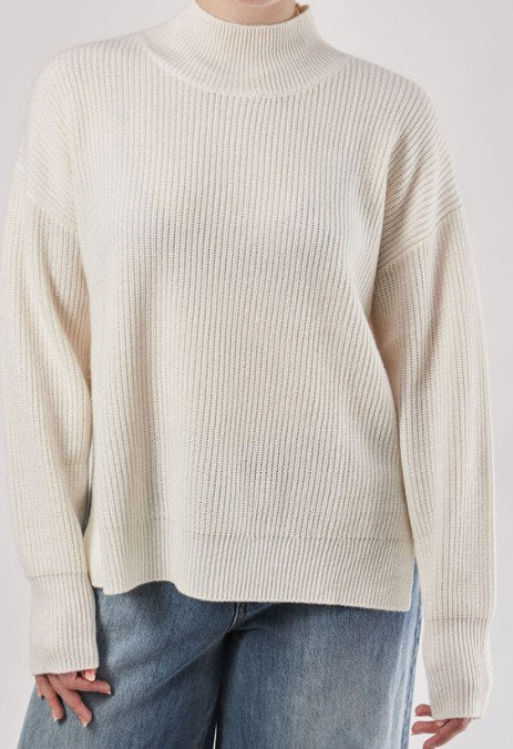 LORA PUFFY LOVE SWEATSHIRT