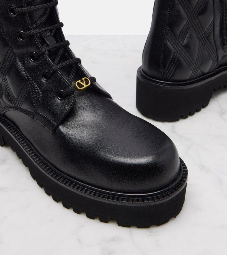 LORA V FROST LEATHER BOOTS