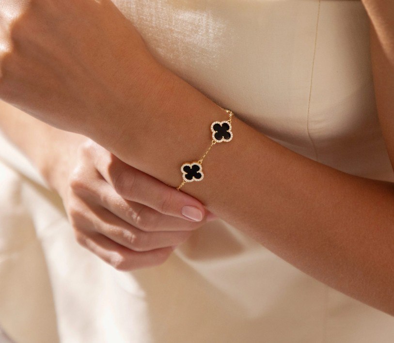 LORA CLOVER ARMBÄNDER SCHMUCK