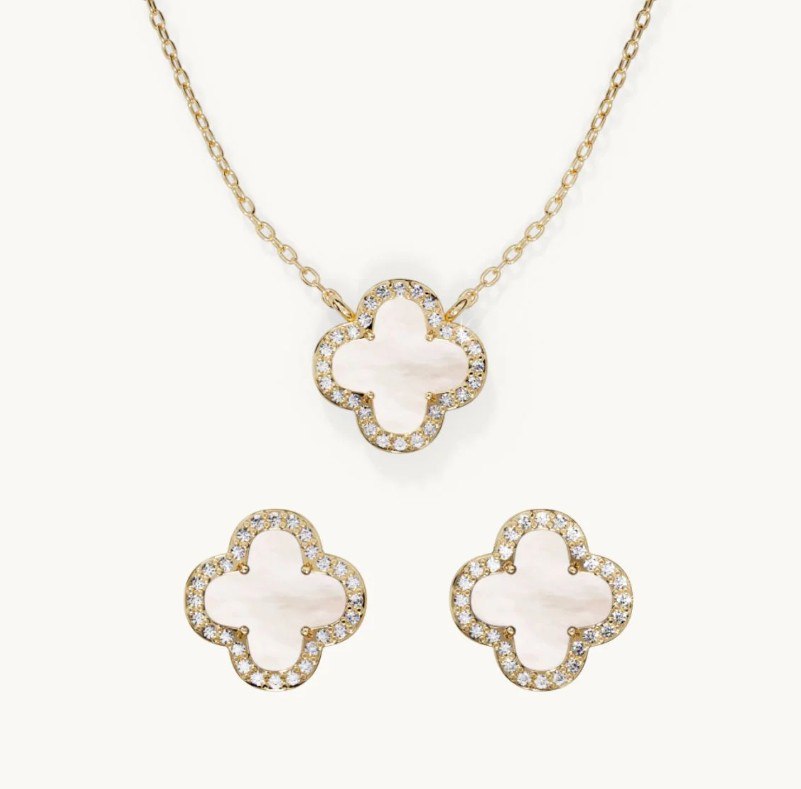 LORA CLOVER OHRSTECKER & KETTEN SET