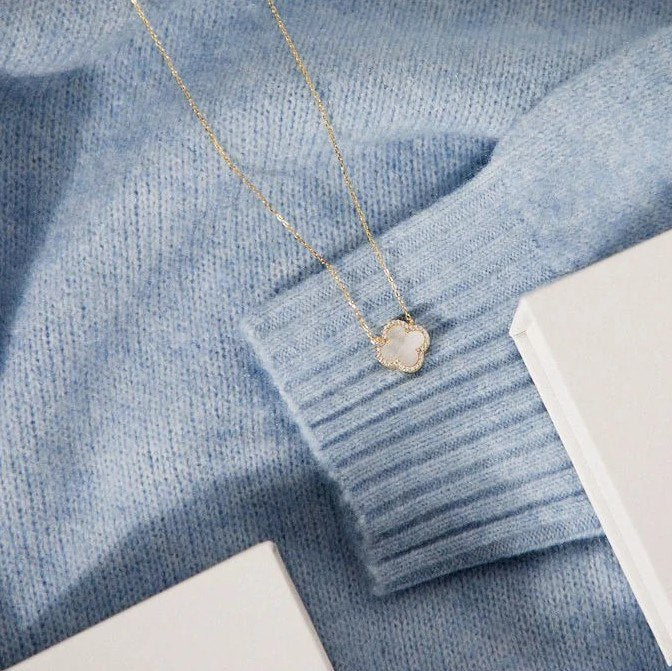 LORA CLOVER KETTEN SCHMUCK