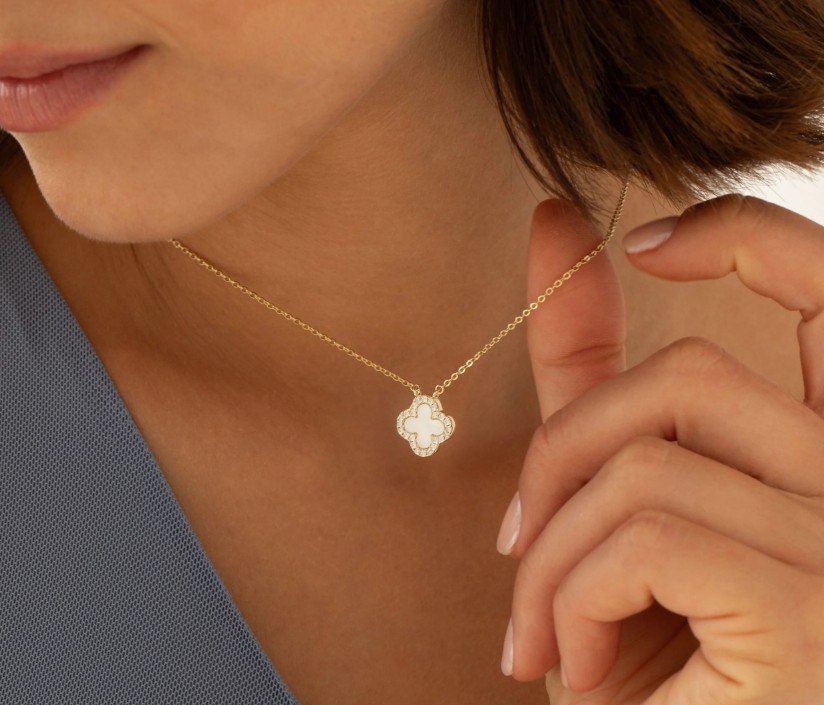 LORA CLOVER KETTE & ARMBAND SET