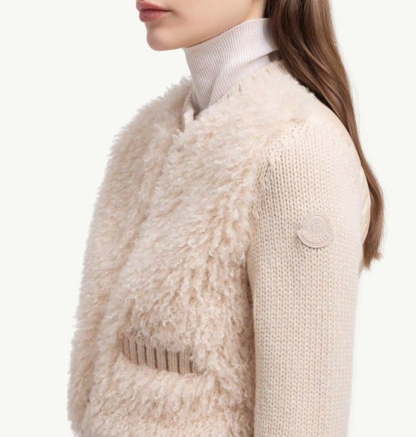 LORA ÉMINENCE STRICKJACKE