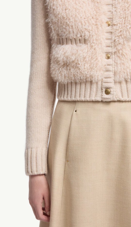 LORA ÉMINENCE STRICKJACKE
